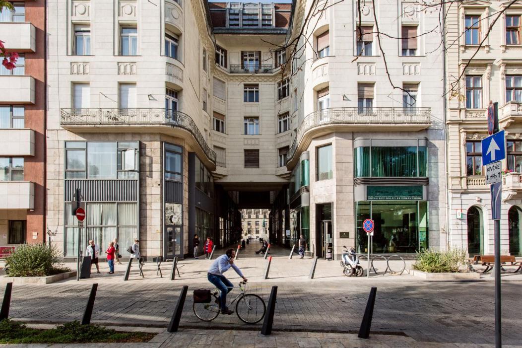 City Corso Apartman Budapest Exterior photo