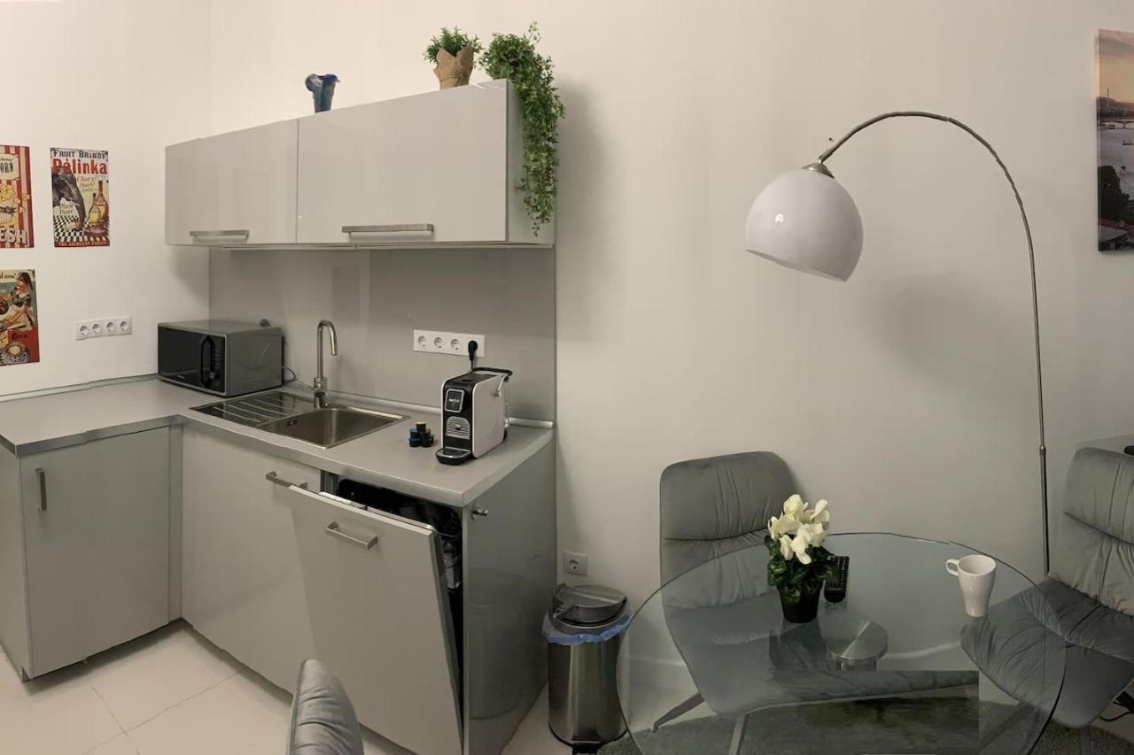 City Corso Apartman Budapest Exterior photo